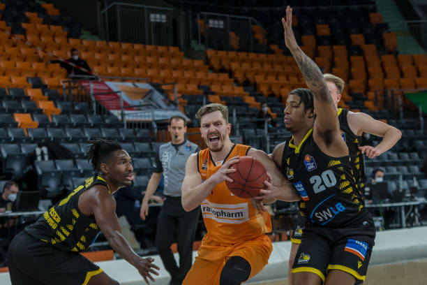 员的表现 员的表现