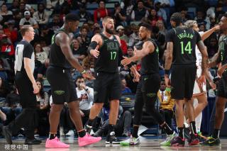 半场战报：马竞1-0巴萨，阿尔瓦雷斯破门，莱万中框.